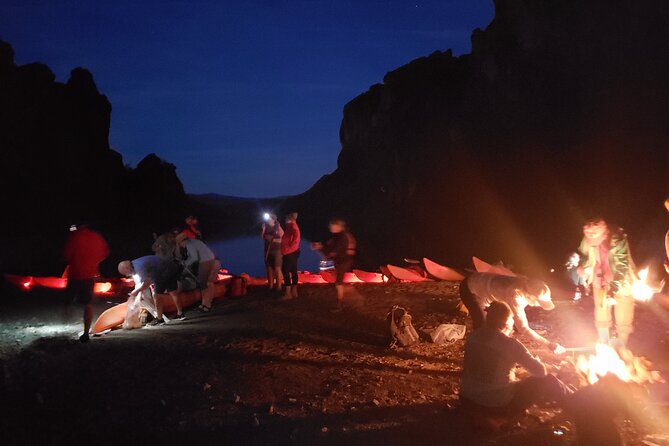 Twilight Black Canyon Kayak Tour with Bonfire Experience - What to wear and what to pack