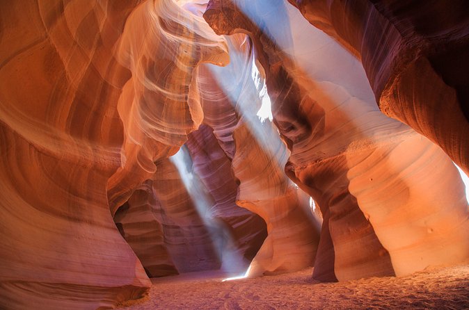 Upper Antelope Canyon & Horseshoe Bend Tour from Las Vegas - Why Upper Antelope Canyon earns the long drive