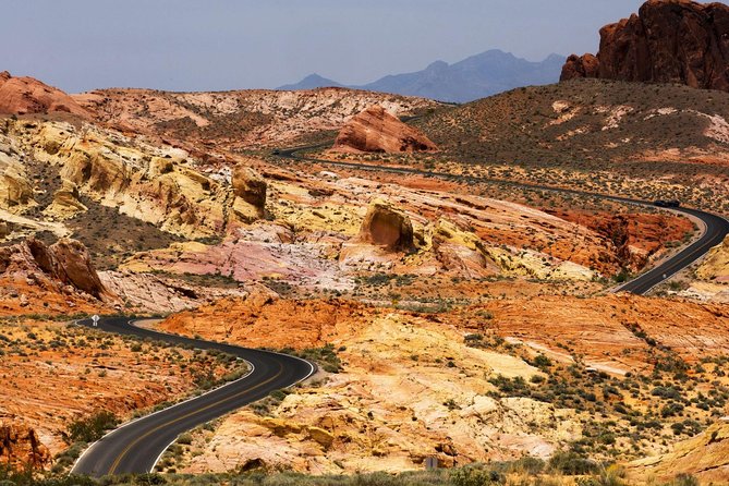 Valley of Fire Guided Hiking Tour From Las Vegas - Three hours of hiking, with room to set your pace