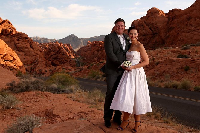Valley of Fire Wedding Package - Photography, digital rights, and video delivery