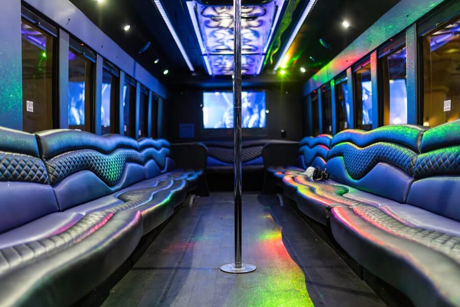 Vegas: 4-Hour Club Crawl with Party Bus Experience - The main drawbacks to consider