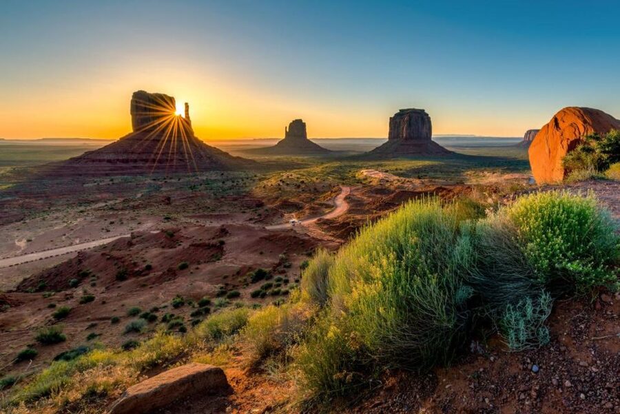 Vegas: Antelope Canyon, Monument Valley, & Grand Canyon Tour - The van, guides, and group size shape the experience