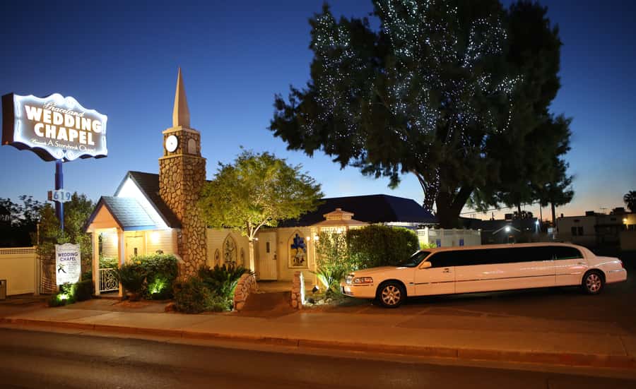 Vegas: Elvis-Themed Graceland Chapel Wedding or Vow Renewal - Key points at a glance