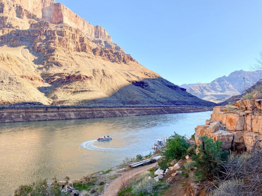 Vegas: Grand Canyon Airplane, Helicopter and Boat Tour - Flying over Lake Mead and Hoover Dam