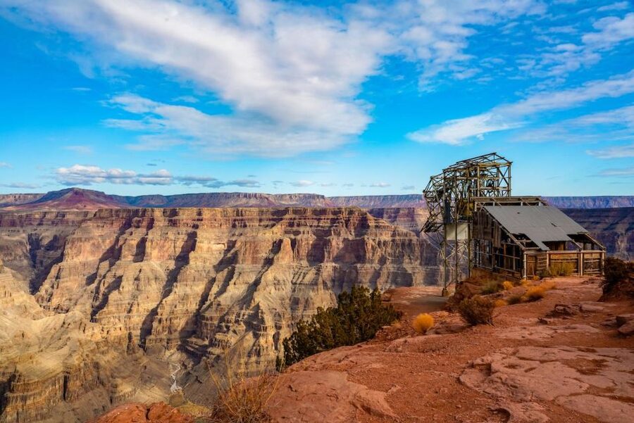 Vegas: Grand Canyon Airplane, Helicopter and Boat Tour - Returning to the rim and choosing your viewpoints