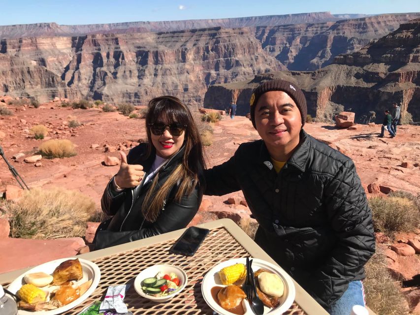Vegas: Grand Canyon, Hoover Dam, Skywalk Option, & Two Meals - Early pickup and the first meal