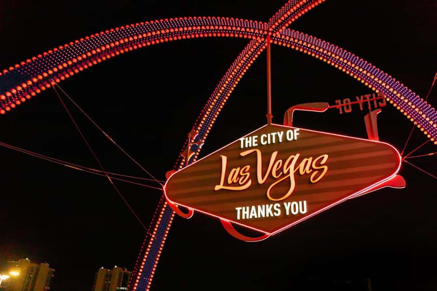 Vegas Illuminated: Ultimate Vegas Panaromic Night Bus Tour - Who will enjoy this most?