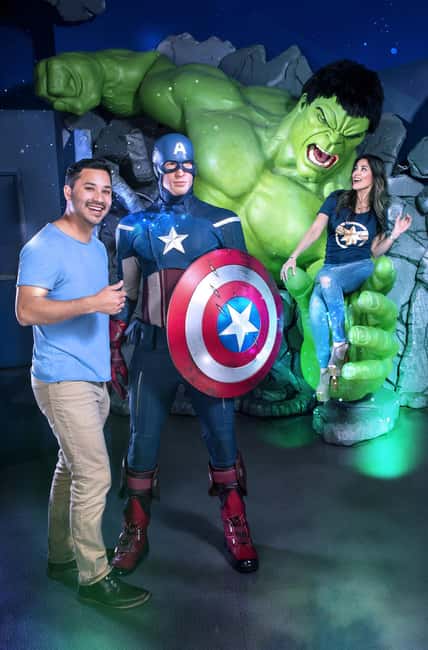 Vegas: Madame Tussauds, High Roller, & Hop-on Hop-off Tour - Who should book this package?