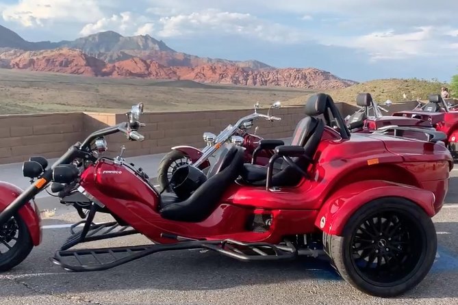 Vegas Strip and Red Rock Canyon Guided Trike or Slingshot Tour - Trike or Slingshot: which is right for you?