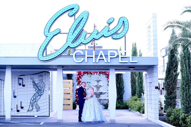 Wedding Renewal Experience in Las Vegas at Elvis Chapel - Chapel use and the photo session