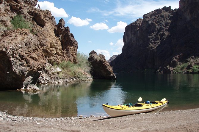 Willow Beach Colorado River Kayak Day Trip with Lunch - Entering Emerald Cave by kayak