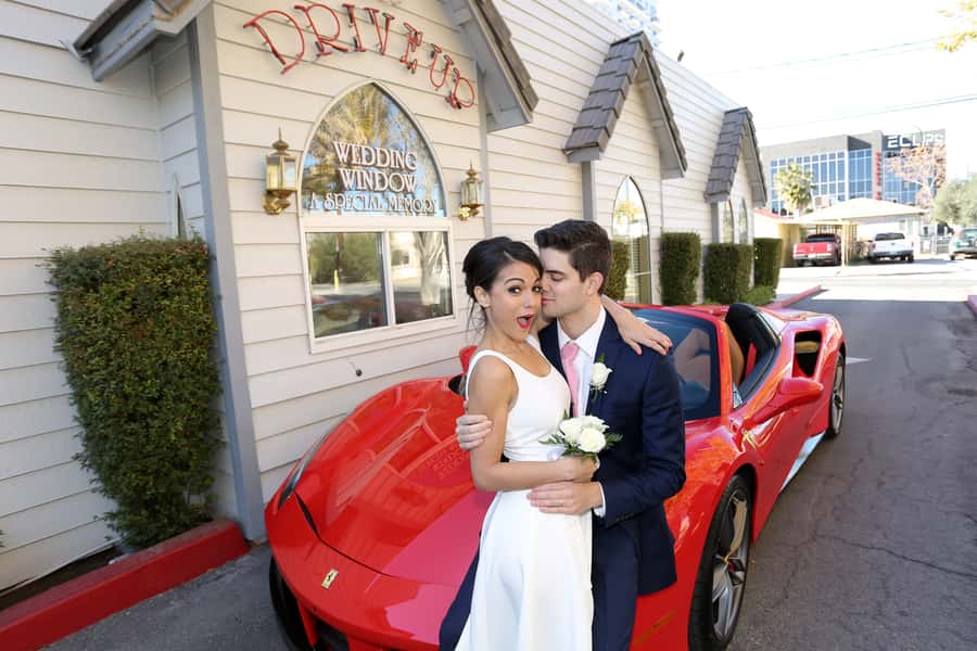 World-Famous Drive-Up Wedding in Las Vegas - Key points to know before booking