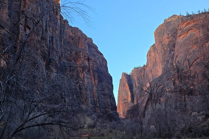 Zion National Park Hiking Tour from Las Vegas Small Group Max 14 - Canyon Overlook Trail: short walk, big reward
