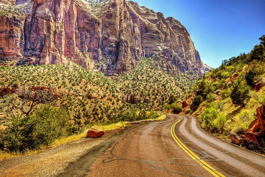 Zion National Park Small Group Adventure from Las Vegas - From Las Vegas Hotels to the Virgin River